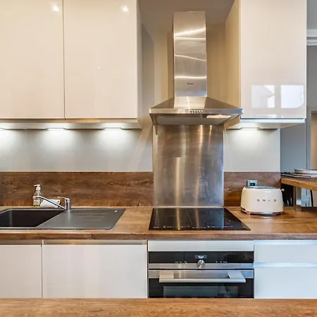 Beaux-arts • 2 2 Sdb • Parking Privé Appartamento *