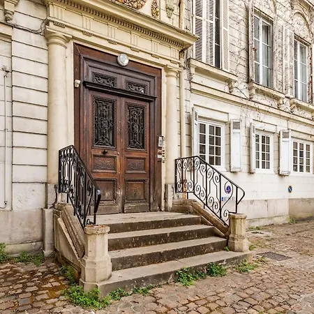 아파트 Beaux-arts • 2 2 Sdb • Parking Prive 루앙