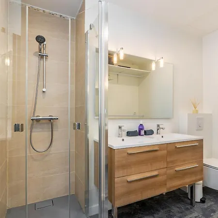 Apartment Beaux-arts • 2 2 Sdb • Parking Prive Rouen
